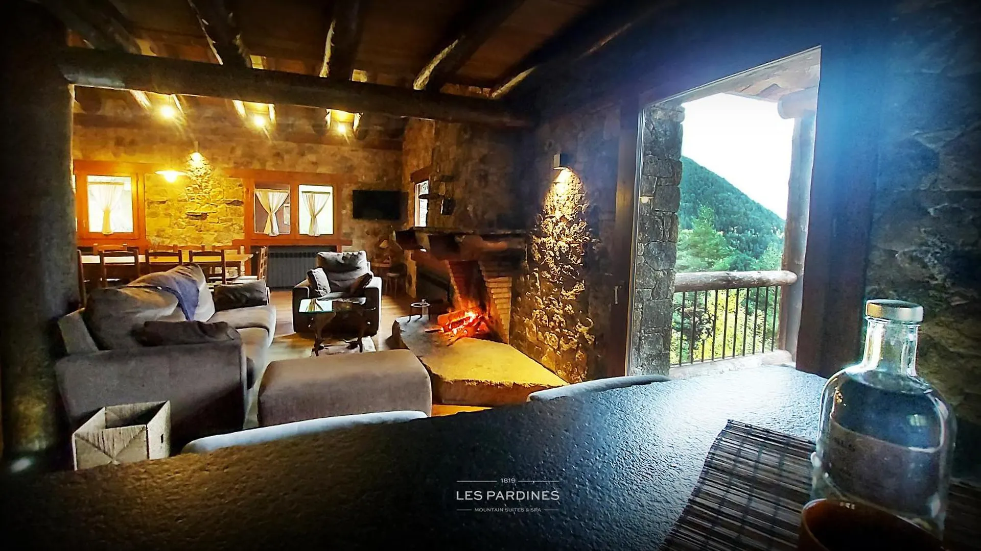 Les Pardines 1819 Mountain Suites & Spa Encamp Hotel