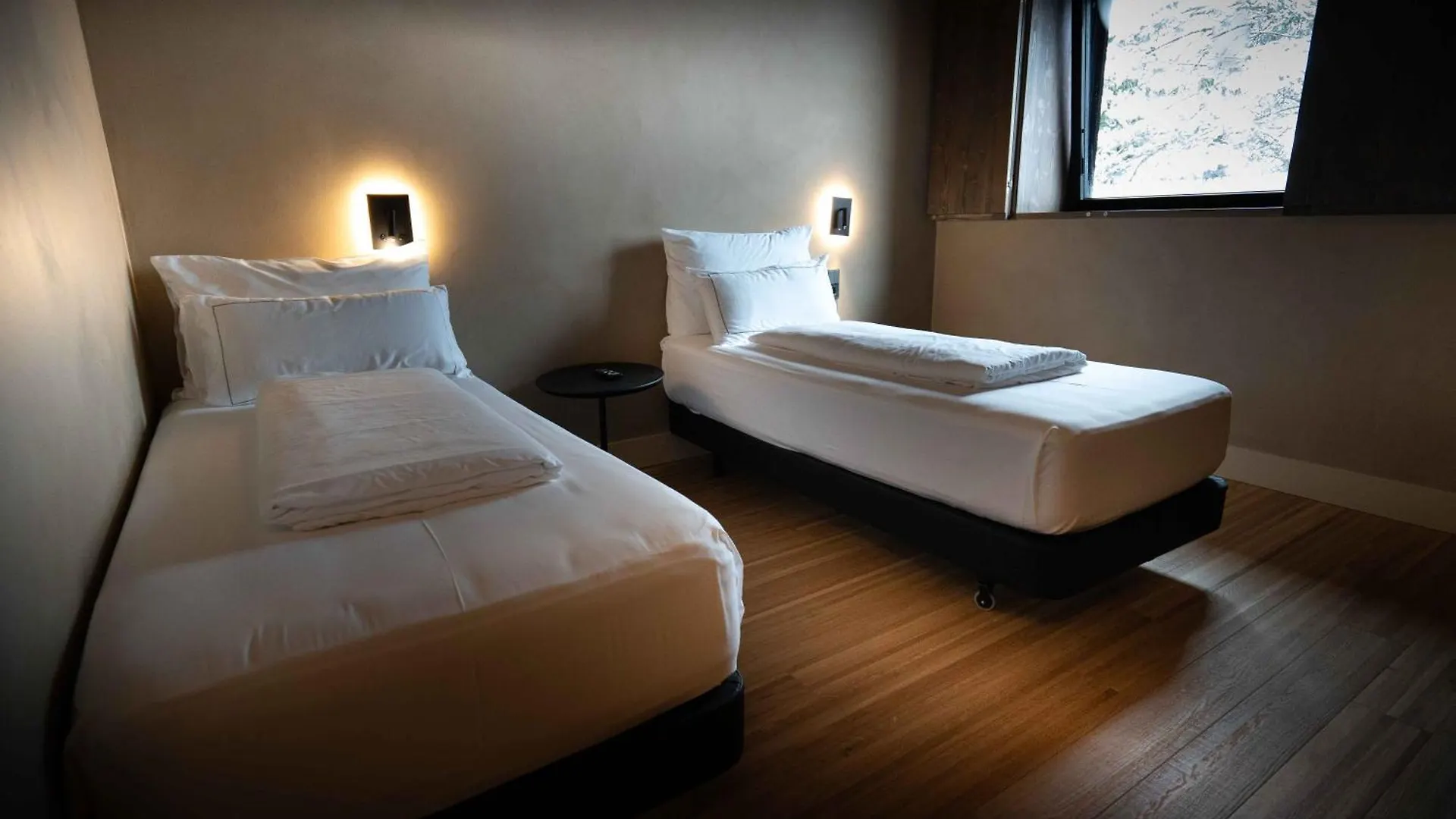 Les Pardines 1819 Mountain Suites & Spa Encamp 4*,