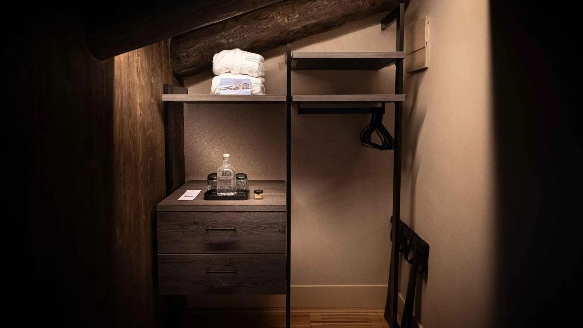 Les Pardines 1819 Mountain Suites & Spa Encamp
