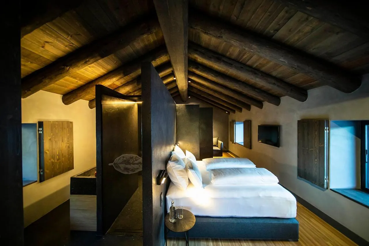 Hotel Les Pardines 1819 Mountain Suites & Spa Encamp