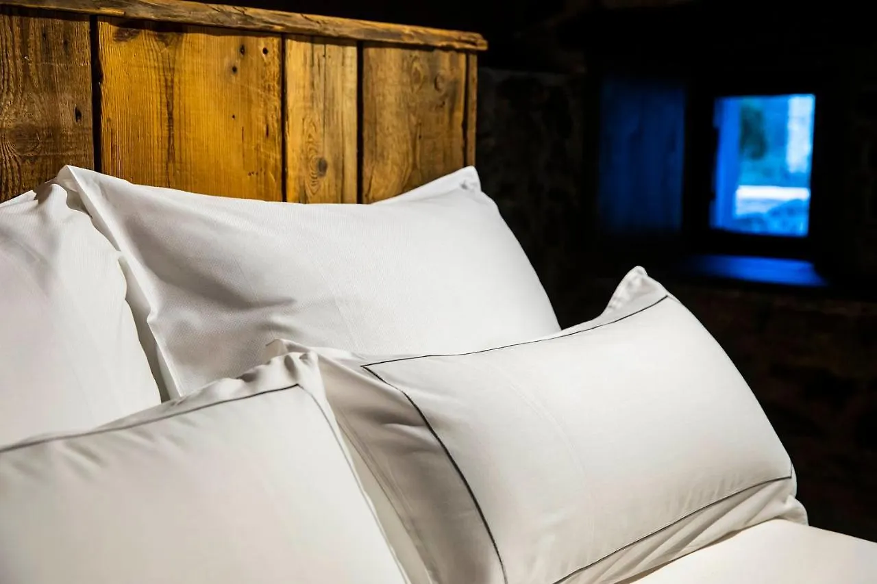 Les Pardines 1819 Mountain Suites & Spa Encamp