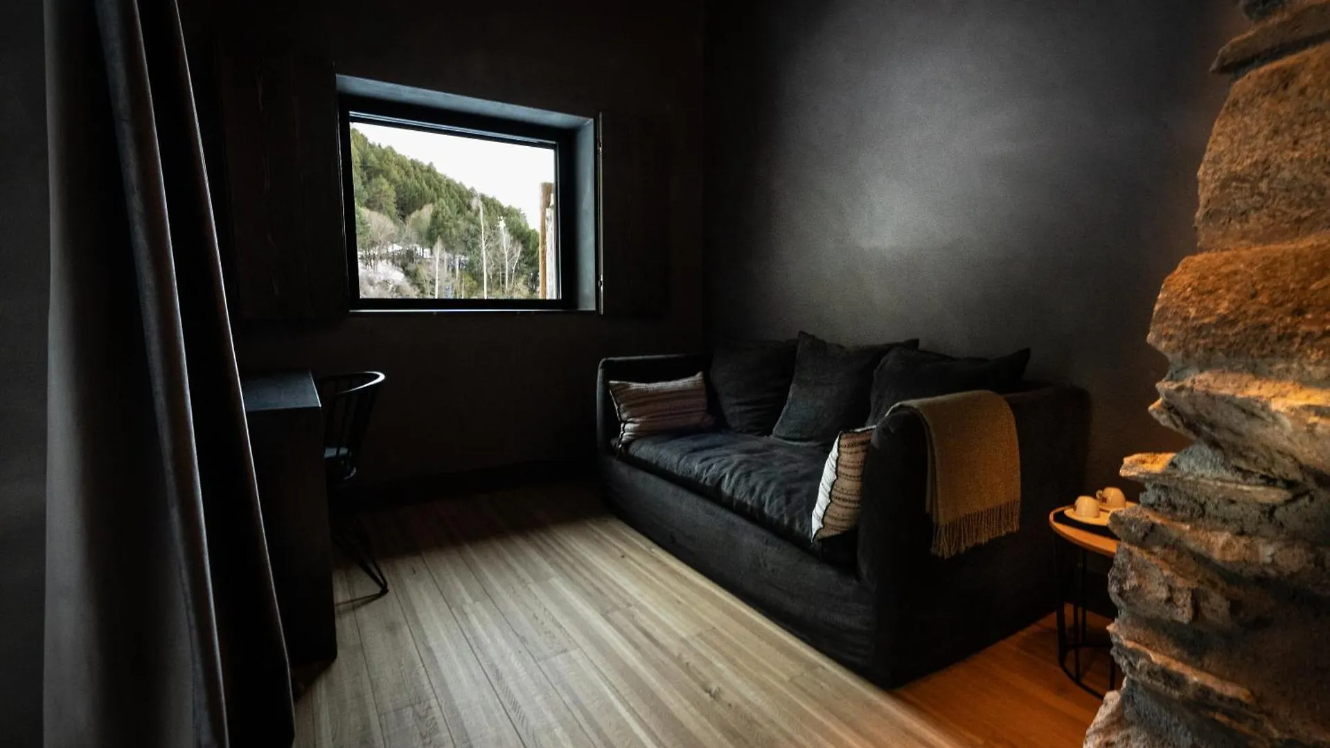 Les Pardines 1819 Mountain Suites & Spa Encamp 4*,